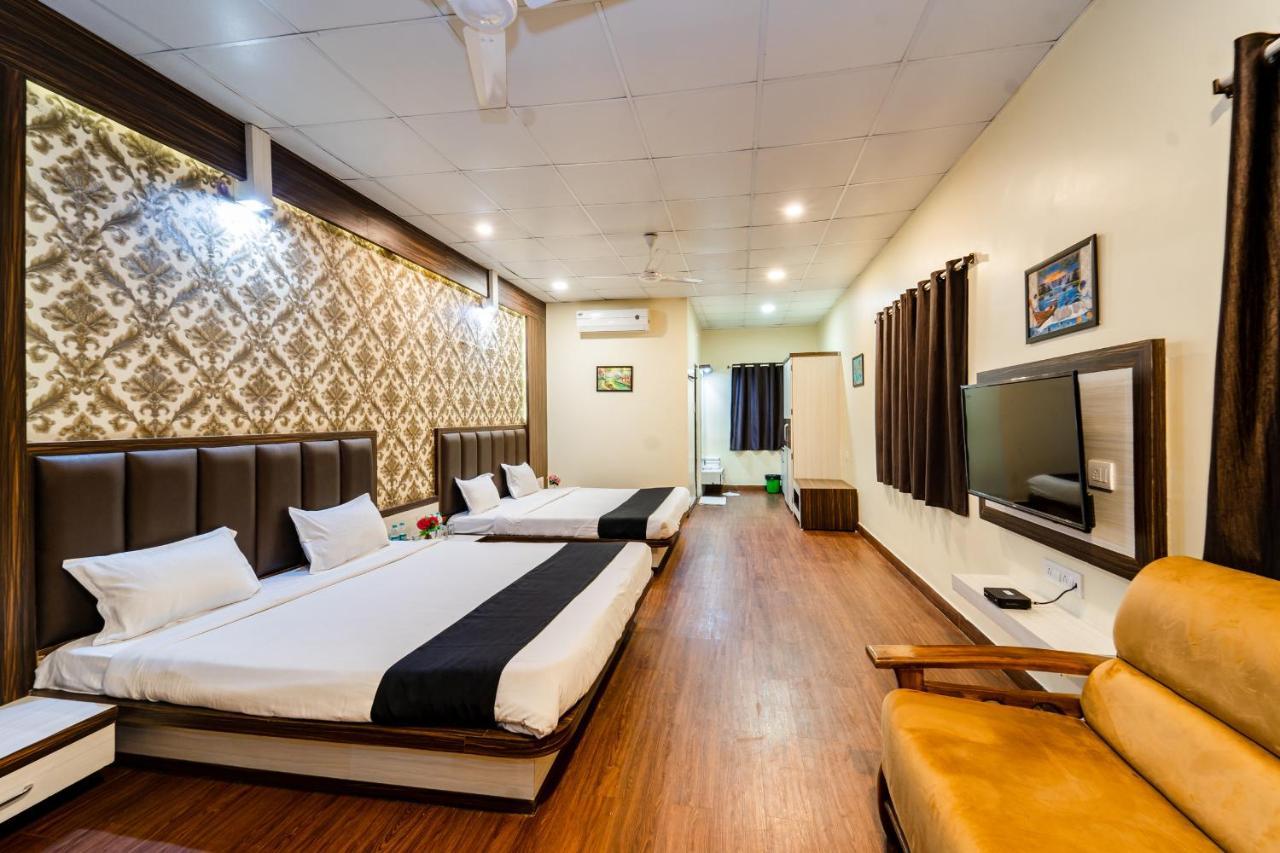 Narmada Hills Resort Omkareshwar エクステリア 写真
