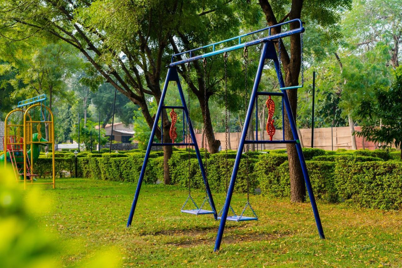 Narmada Hills Resort Godarpura エクステリア 写真