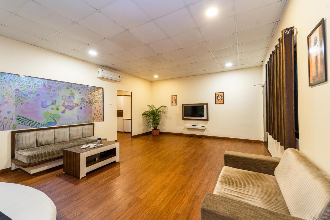Narmada Hills Resort Omkareshwar エクステリア 写真
