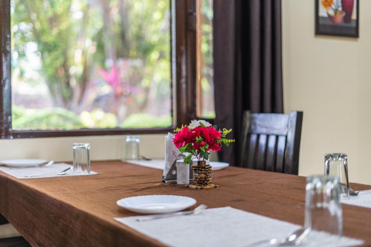 Narmada Hills Resort Godarpura エクステリア 写真