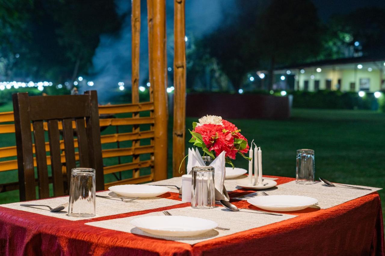 Narmada Hills Resort Omkareshwar エクステリア 写真
